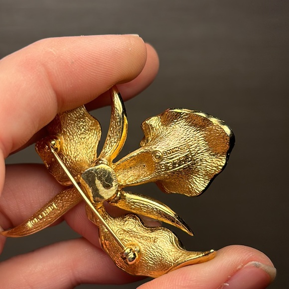 Vintage Boucher Orchid Brooche - Picture 4 of 4